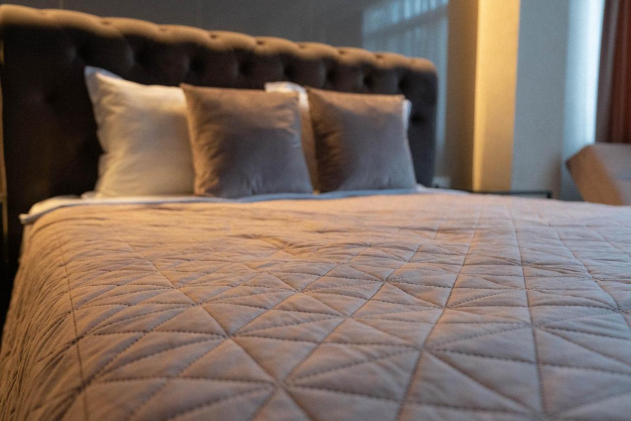 Cosy 2 Rooms Apartment In The Center Of The City Bukarest Exteriör bild