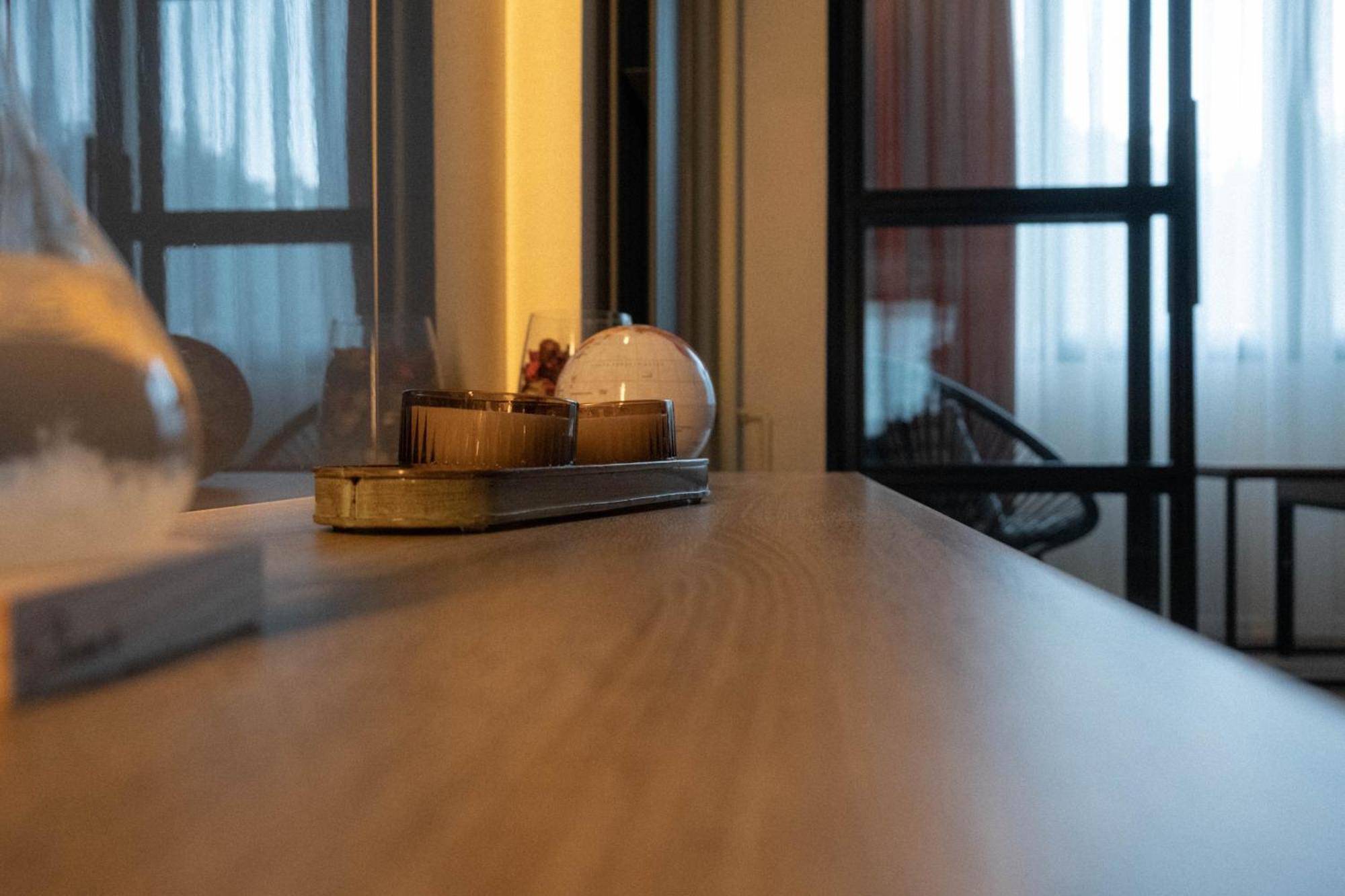 Cosy 2 Rooms Apartment In The Center Of The City Bukarest Exteriör bild